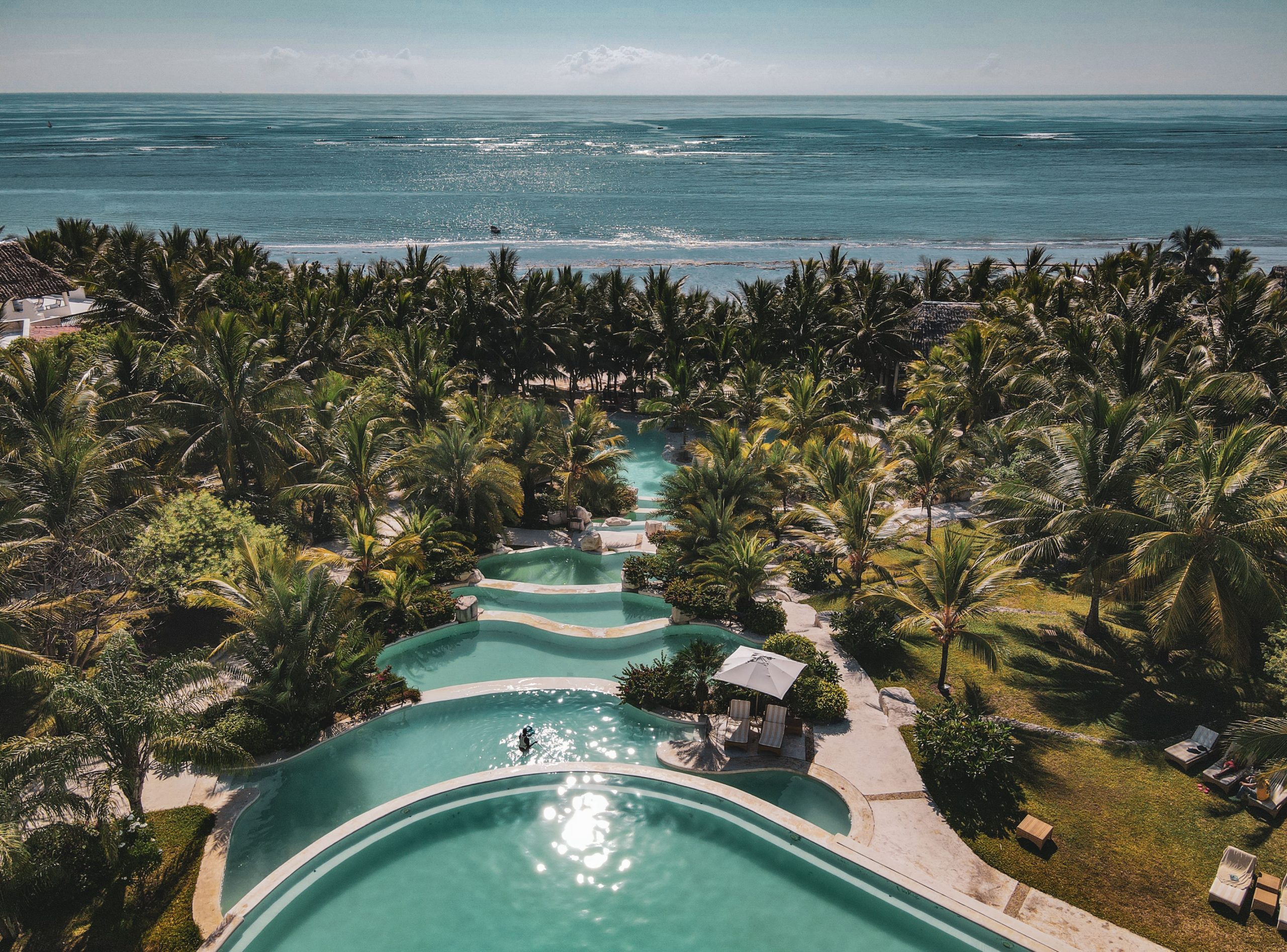 62555af6e1617e82b28b8cc1